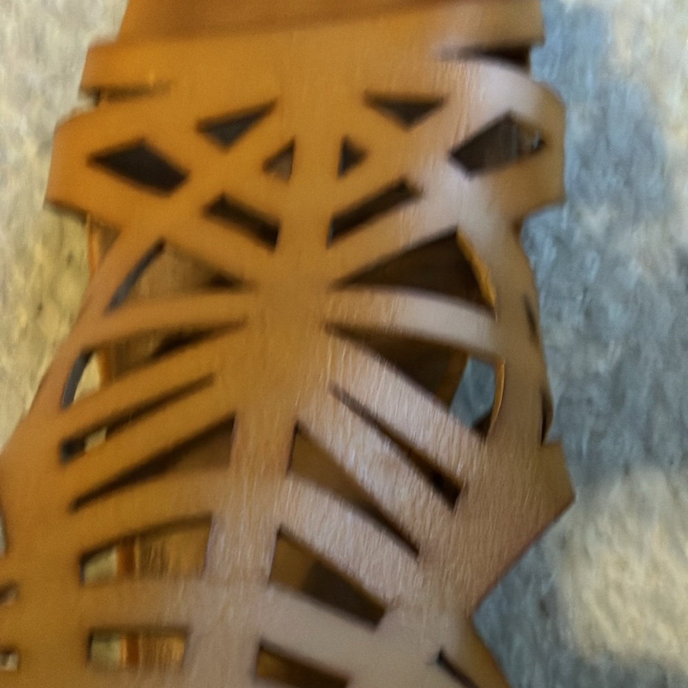 Beautiful Sandals✨ - Picture 6 of 8